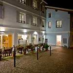 Di Отель 4*