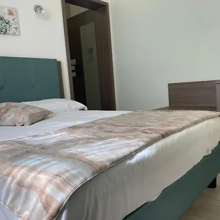 Hotel Di