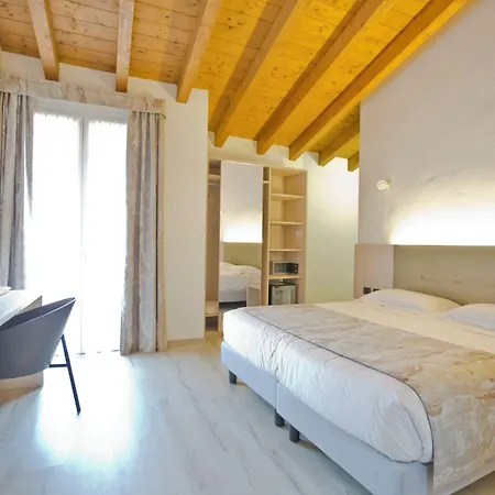 Di Hotel Colico