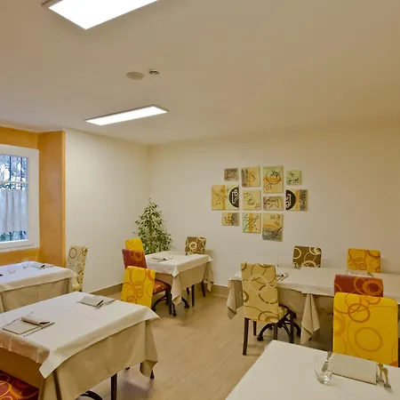 Hotel Di