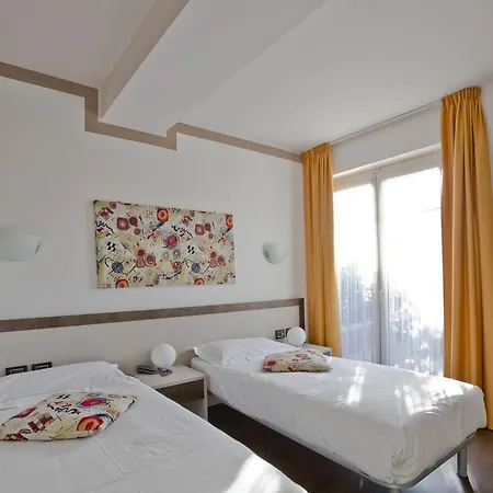 Di Hotel 4*