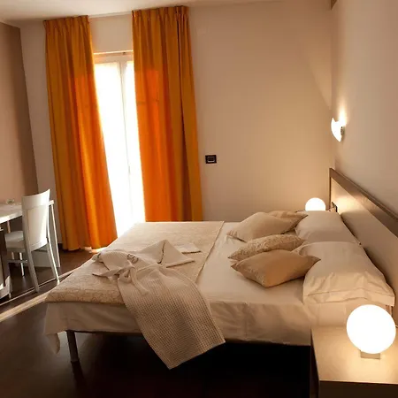 Hotel Di Colico