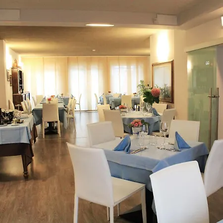 Hotel Di