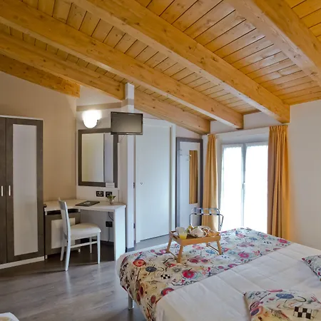 Hotel Di Colico